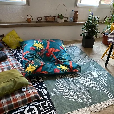 Daire Apartamento Gare *